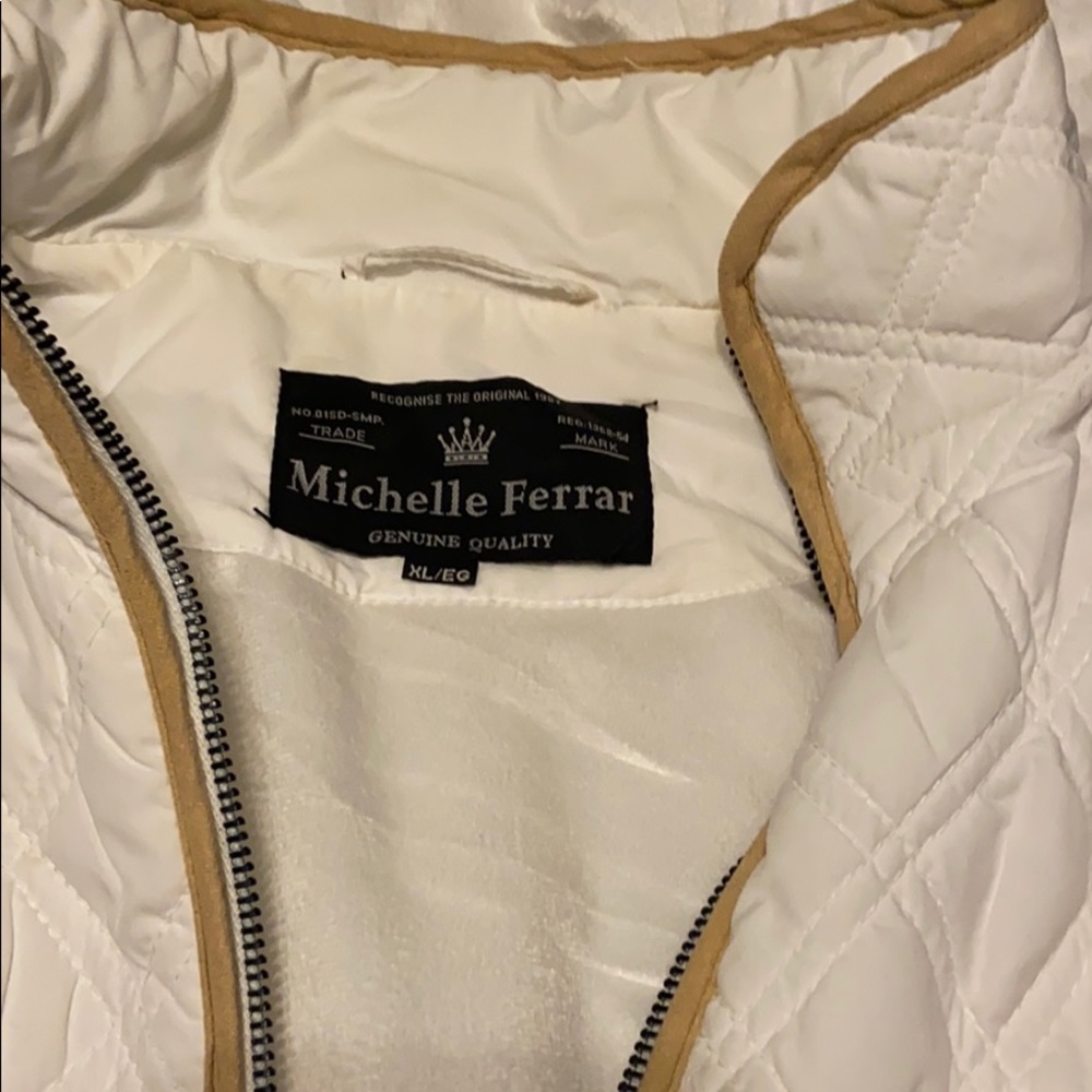 Vest - Picture 3 of 6
